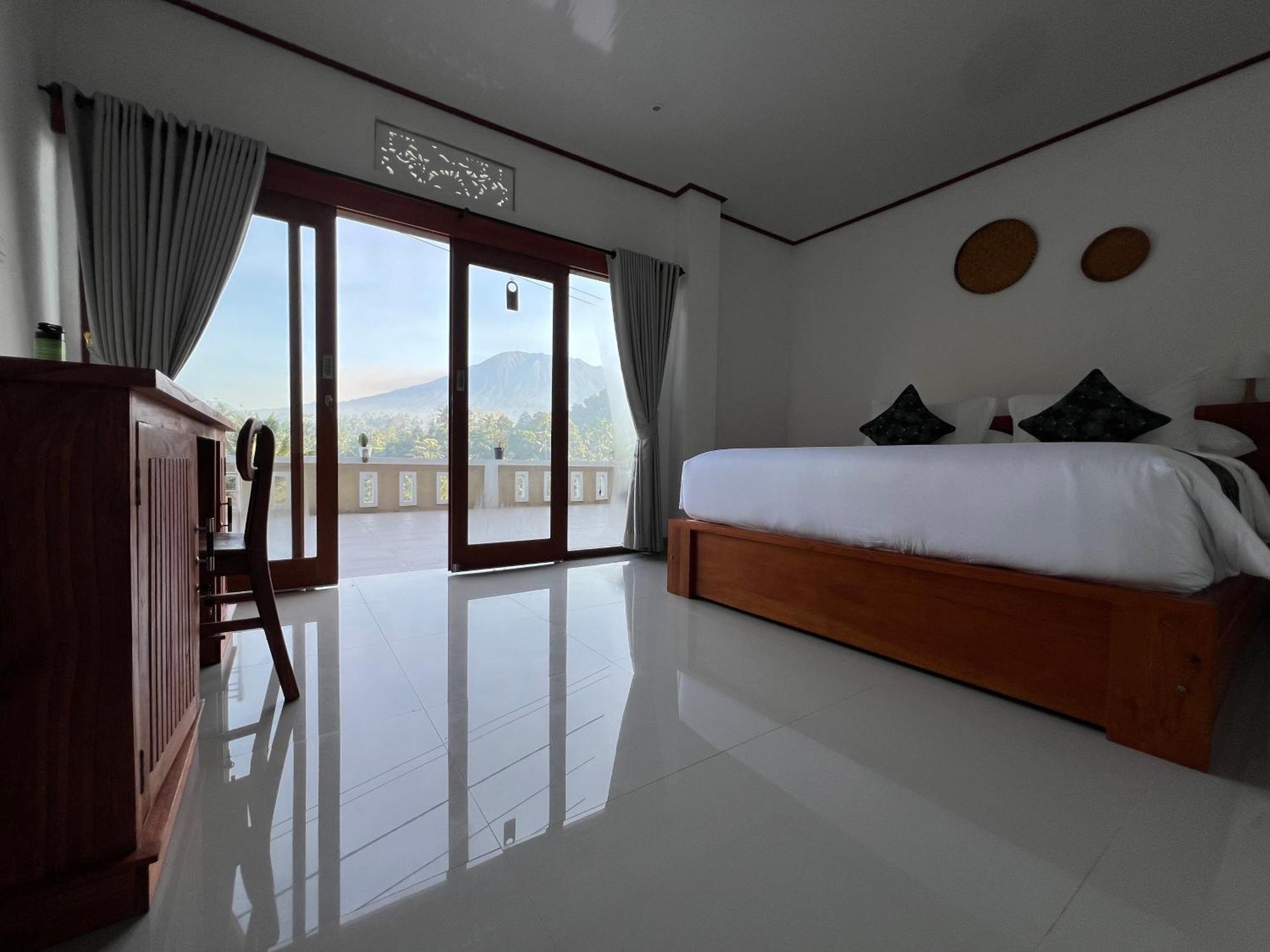 Bisbis House Iseh Village Selat Exterior foto