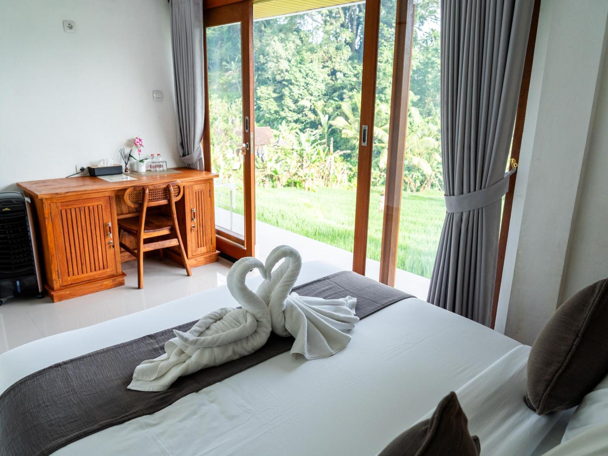 Bisbis House Iseh Village Selat Exterior foto